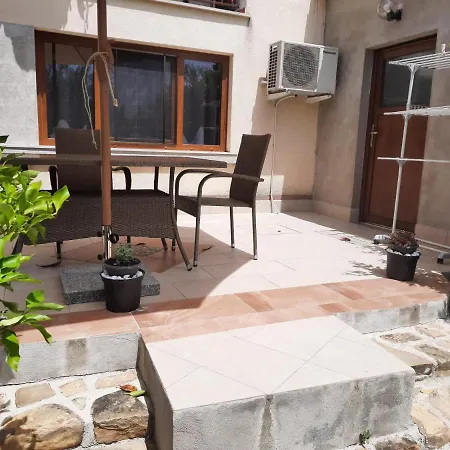 Apartment Primani Secovlje